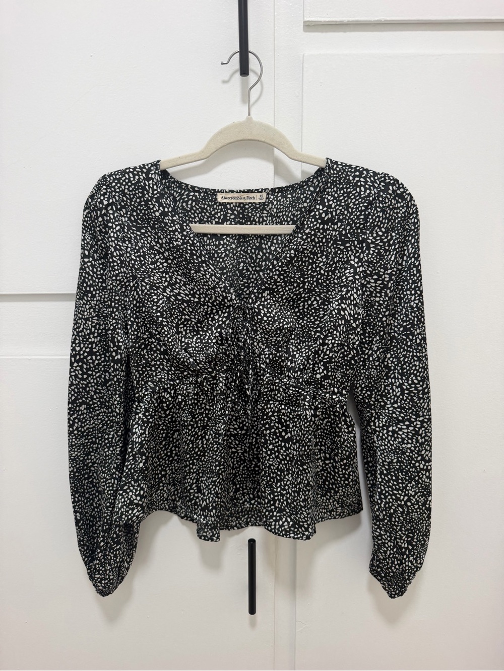 Abercrombie & Fitch Black and White Printed Peplum Blouse